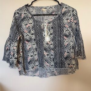 Hollister Black, White & Light Pink Boho Tie-Front Peasant Blouse